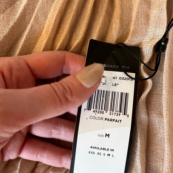 BCBG Maxazria Gown - Picture 6 of 9